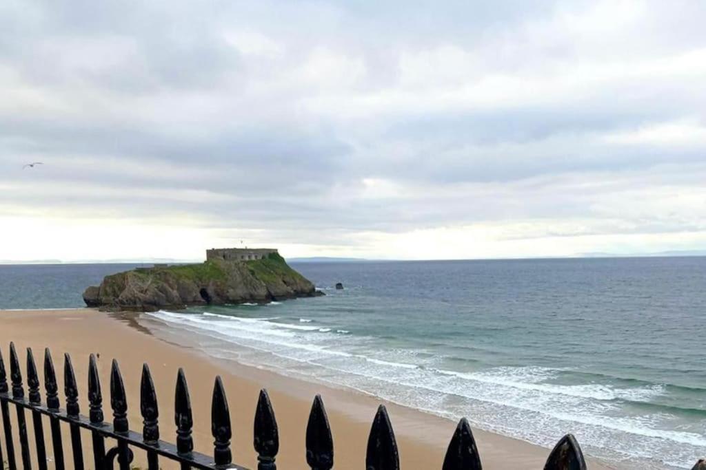 Ship Cottage Tenby Beach 50M מראה חיצוני תמונה